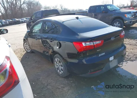 2017 Kia Rio Lx z USA, uszkodzony, nr VIN KNADM4A38H6117871